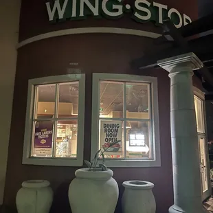 Front of wing stop