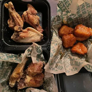 Lemon Pepper Classic, Lakers Parmesan Classic, Mango Habanero boneless