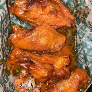I had two wings then threw them away you can literally see the burnt edges from refrying them