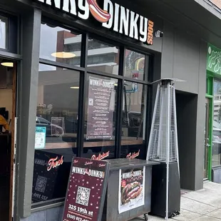 the front of winky dinky