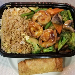 Shrimp with mixed vegetables - Fried Rice - Pork Egg Roll