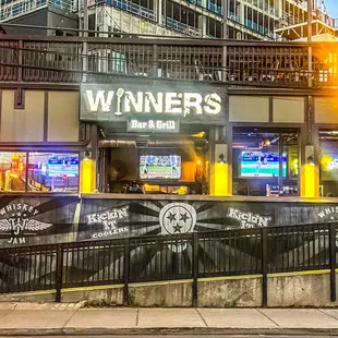 the winner&apos;s bar and grill