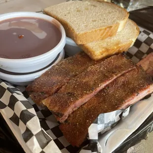Ribs baked beans potato salad