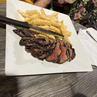 &quot;Medium&quot; Steak Frites