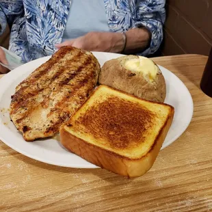 Grilled Chicken Salad