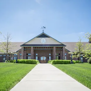 WinStar Stallion Barn