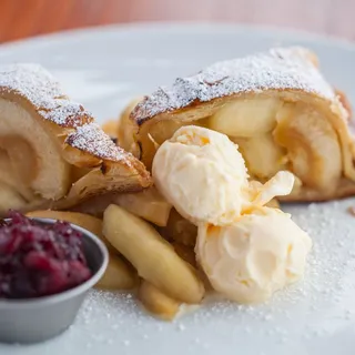 Apple Strudel