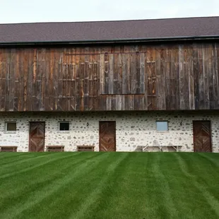 Restored barn houses the Quilt Museum