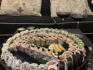 I Heart Sushi Catering