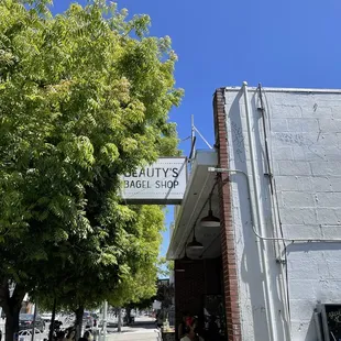 Exterior of Beauty's Bagel Shop in Oakland.
