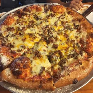 BACON CHEESEBURGER PIZZA. Freaking amazing. Tastes just like the real thing. Pro tip: add ketchup and Mustard