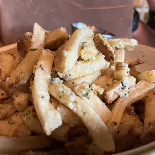 Truffle fries with curry ketchup