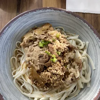 S07. Beef & Onion Sauced Noodles