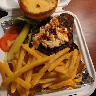 Wisotta Burger with truffle fries