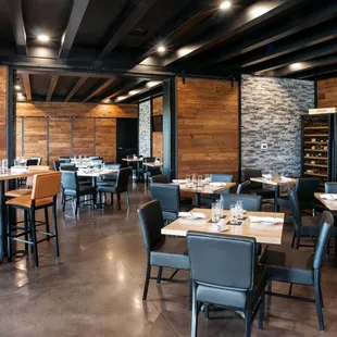 ramen and noodles, interior