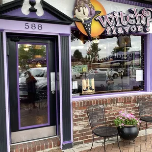 the front of a restaurant