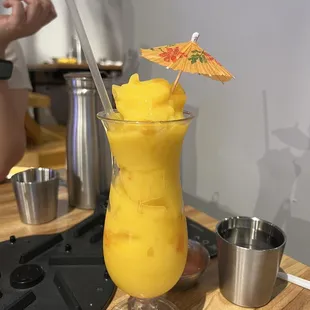 Mango smoothie