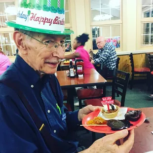 Birthday top hat and cupcake decoration from Witty's!