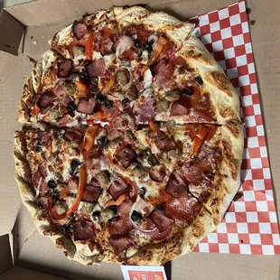 This was The 5 Meat Supreme Pizza, Wicked Good!!!