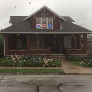 WJ&apos;s with irises in bloom