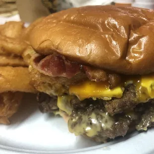 Factory Burger (with crispy fried egg!!!)