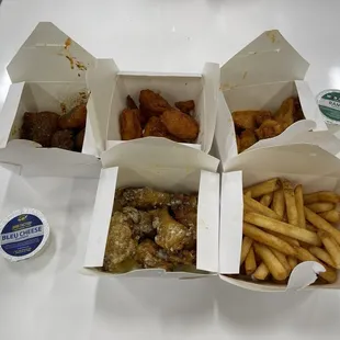 Jerk, Siracha, Honey Mild, Garlic Parm wings (11.3.22)