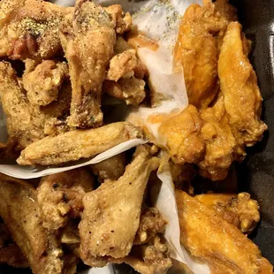 Lemon pepper wet, lemon pepper dry, Buffalo wings 30 piece