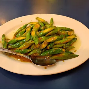 Asparagus in Garlic Sauce