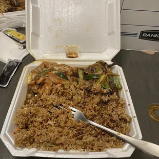 Combo plate: Thai Spicy Chicken, Mongolian Beef, w/ Fried rice
