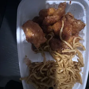 This is what the Orange Chicken with Shrimp Lo Mein Looked like. The view is not so much but the taste was very good