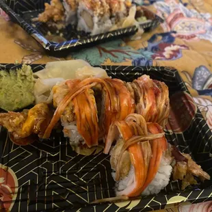 Crunchy Crunchy Roll ( Spicy ) and Shaggy Dog Roll ( Spicy )