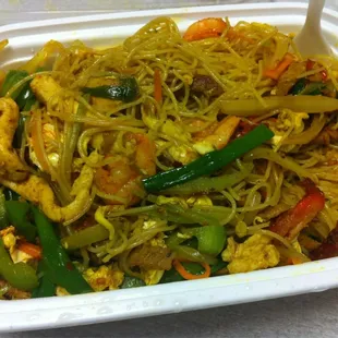 Singapore style chow Mai fun