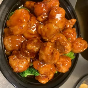 a bowl of chicken and broccoli