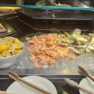 Cold shrimp &amp; oyster