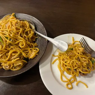 Combination Lo Mein with chicken, beef, and shrimp.