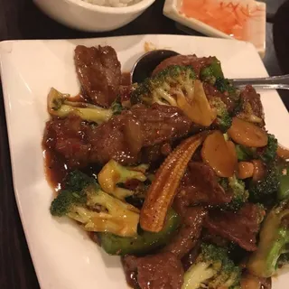 HUNAN BEEF