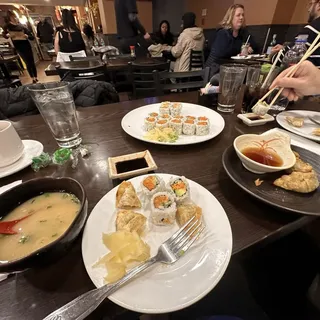 TUNA ROLL