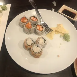 SPICY CRUNCHY SHRIMP ROLL