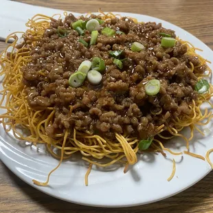 Minced Beef over Crispy Noodle