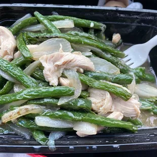 Chicken and green beans. Wonderful.