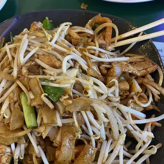 Chicken Chow Fun