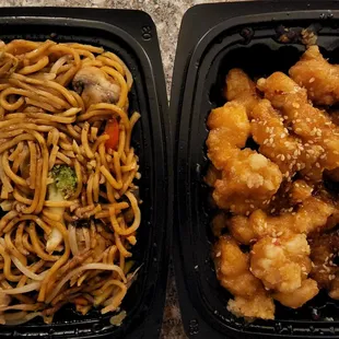Veggie lo mein and sesame chicken