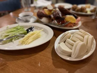 Shangri-La East