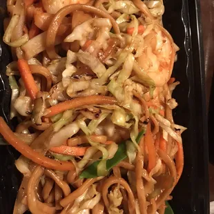 Shrimp Lo Mein