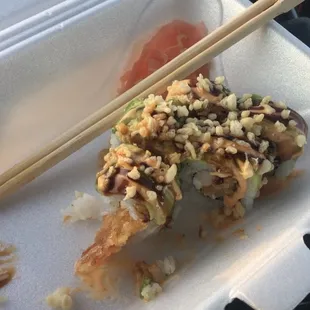 I got the Angel roll and this picture does it no justice because I ate it so fast.