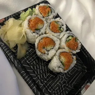 Spicy salmon roll