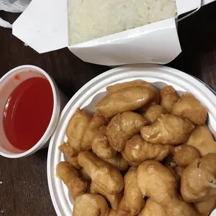 Sweet and sour chicken with white rice