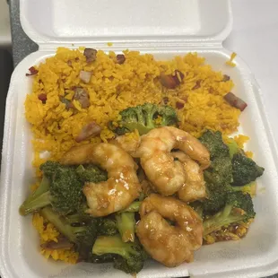 Shrimp and broccoli