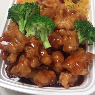 C16 General Tso's Chicken combo