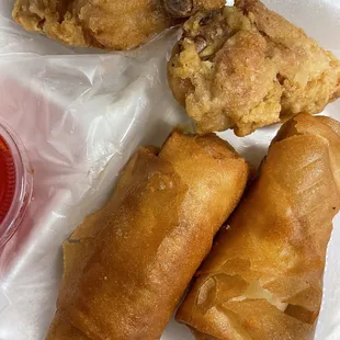 Veggie Egg Roll &amp; Fried Chicken Wings